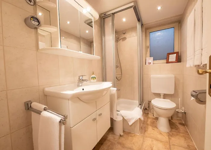 Romantik شقة جارمش بارتنكيرشن